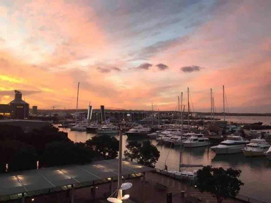 奥克兰Luxury Waterfront Nest Above Viaduct Harbour公寓 外观 照片